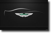 Logo marque voiture de prestige Aston Martin au milieu de l'image avec forme de voiture sur fond noir. 