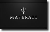 Maserati logo voiture de sport avec le nom centré dans l'image sur fond noir. 